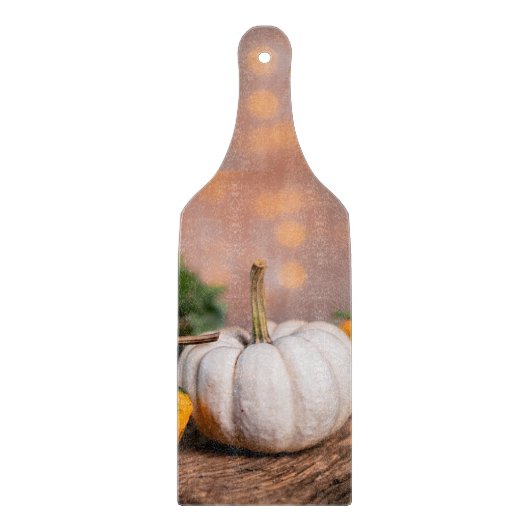 Farbiger Herbst Bounty White Pumpkin Schneidebrett (Vorderseite)
