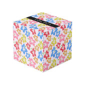 Farbiger Hibiskus, Muster von Blume, Ihr Name Würfel (Rückseite Schrägansicht)