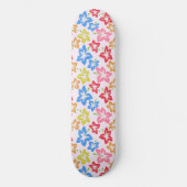 Farbiger Hibiskus, Muster von Blume Skateboard (Vorderseite)
