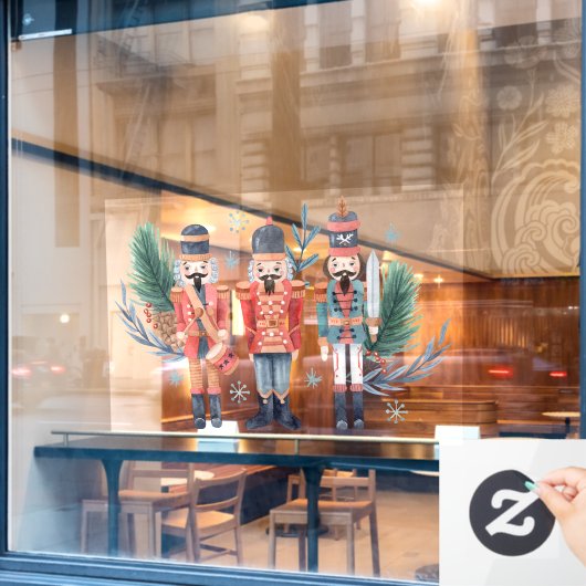 Farbiger Nussknacker mit Evergres Fensteraufkleber (Café-Fenster)
