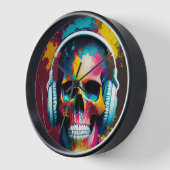 Farbiger Schädel mit Kopfhörern Uhr (Winkel)