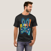 Farbiger Schädel und Crossbones Bad Rabbit Bunny C T-Shirt (Vorne ganz)