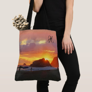 Farbiger Sonnenuntergang mit (oder ohne) Ihrem ers Tasche