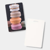 Farbiger Stapel französischer Macarons Ausweis (Vorder- & Rückseite)