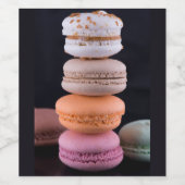 Farbiger Stapel französischer Macarons Weinetikett (Einzelnes Label)