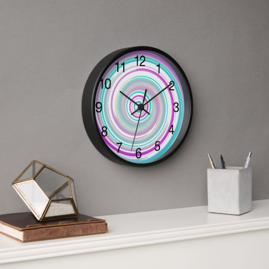 Farbiger Swirl mit schwarzen Zahlen Uhr (Büro)