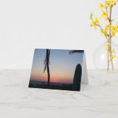 Farbiger tropischer Sonnenuntergang auf leerer Not Karte (Gelbe Blume)