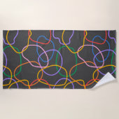 Farbiges Abstraktes Wavy Lines Muster Strandtuch (Vorderseite)