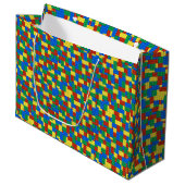 Farbiges Baustein-Spielzeugblock-Muster Große Geschenktüte (Vorderseite Schrägansicht)