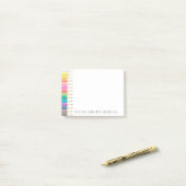 Farbiges Bleistift-Licht Post-it Klebezettel (Auf Schreibtisch)