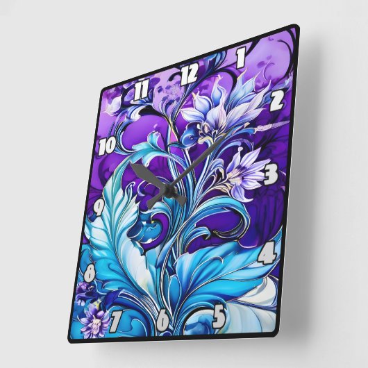 Farbiges Blumendesign mit blauen und Lila Farbtöne Quadratische Wanduhr (Winkel)