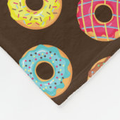 Farbiges Donut Muster in Schokolade Fleecedecke (Ecke)