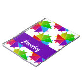 Farbiges gefaltetes Papier auf weiß Notizblock (Linke Seite)