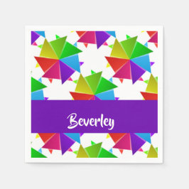 Farbiges gefaltetes Papier auf weiß Serviette