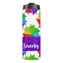 Farbiges gefaltetes Papier auf weiß Thermosbecher