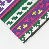 Farbiges geometrisches Folkloredesign mit Blume Fleecedecke (Ecke)