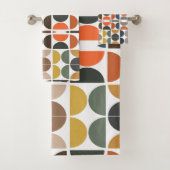 Farbiges geometrisches Muster des Retro Mitte des Badhandtuch Set (Insitu)
