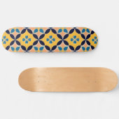 Farbiges geometrisches Muster mit Retro-Fliesendes Skateboard (Horizontal)