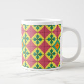 Farbiges geometrisches Muster mit symmetrischer Fo Jumbo-Tasse (Rechts)