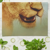 Farbiges illustriertes Küchentuch - Löwe (Gefaltet)