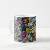 Farbiges Kies-Muster Kaffeetasse (Vorderseite Links)
