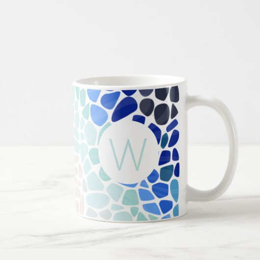 Farbiges Meerglas mit anfänglicher Tasse (Rechts)