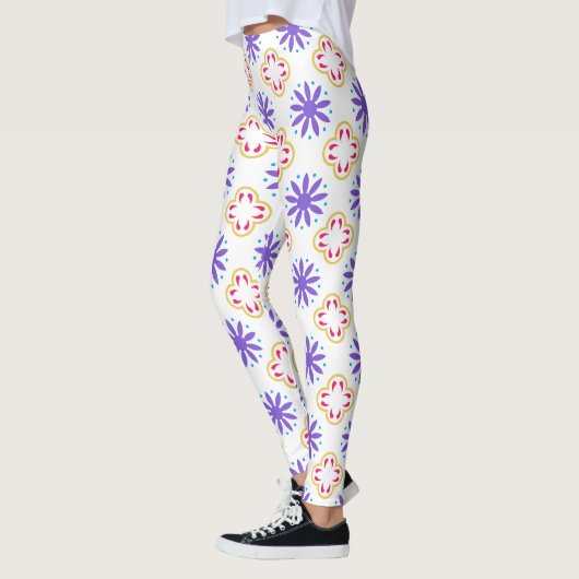 Farbiges Muster der geometrischen Struktur der Flo Leggings (Links)