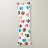 Farbiges Niedliches Cupcakes-Muster Seitenschläferkissen (Vorderseite Vertikal)