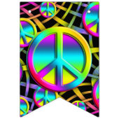 Farbiges PEACE-Zeichen - Rastermuster 1 Wimpelkette (Dritte Fahne)