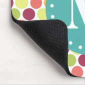 Farbiges Polka Dots Muster mit Monogramm Mousepad (Ecke)