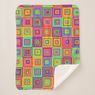 Farbiges Quadratmuster Sherpadecke