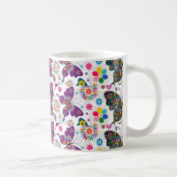 Farbiges Retro-Schmetterling-Muster und Blume
