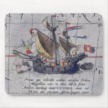 Farbiges Schiff im Pazifik