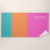Farbiges Streifenmuster mit Minimalistischem Namen Strandtuch (Vorderseite)