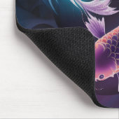 Farbiges und lichtdurchlässiges exotisches Fischaq Mousepad (Ecke)