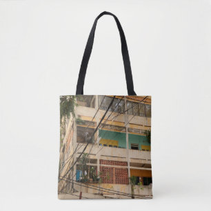 Farbiges Vintages Gebäude - Vietnamesisch, Tasche