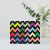 Farbiges Zickzack-Muster Postkarte (Stehend Vorderseite)