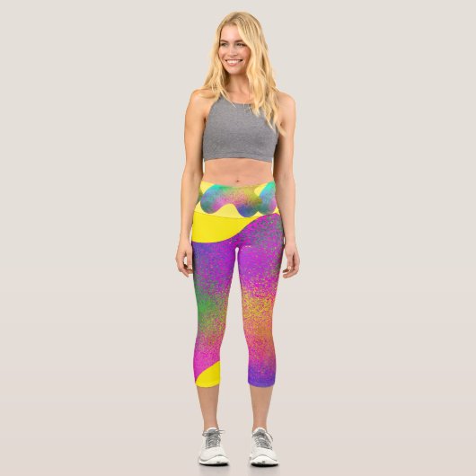 Farbklecks mit bunten Frenkelten Punkten Capri Leggings (Vorderseite)