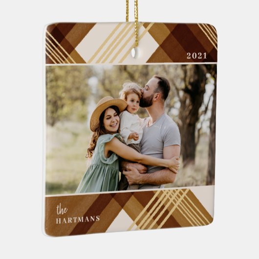 Farblackierte Wasserfarbe Bernsteinfarbenes Karier Keramikornament (Rechts)