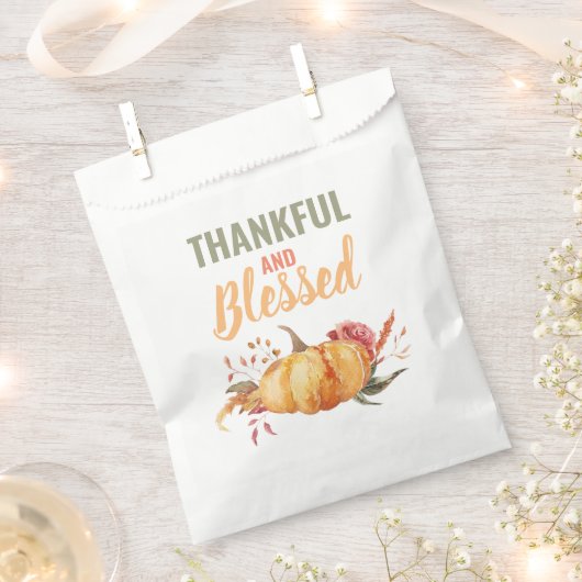 Farblich dankbar und gesegnet mit Kürbisgeschenk Geschenktütchen (Ausgeschnitten)