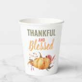 Farblich dankbar und gesegnet mit Kürbisgeschenk Pappbecher (Rückseite)