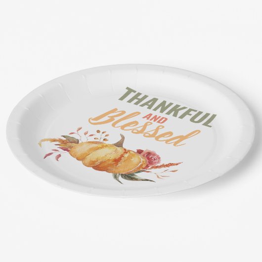 Farblich dankbar und gesegnet mit Kürbisgeschenk Pappteller (Schrägansicht)