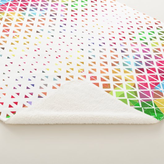 Farblich mit geometrischem Muster Sherpadecke (3/4)