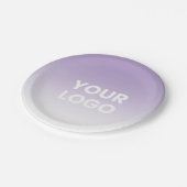 Farblicher Hintergrund | Weiße Farbe und Ihr Logo Pappteller (Schrägansicht)