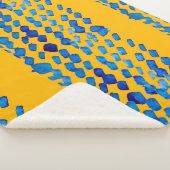 Farbnahtloses Muster mit abstrakten Flecken und Sherpadecke (3/4)