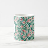 Farbpfirsich und grünes Blumenmuster Monogramm Kaffeetasse (Mittel)