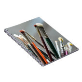 Farbpinsel trocknen im Sonnenlicht Notizblock (Rechte Seite)