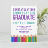 Farbstifte Kindergarten Abschluss Ankündigung (Stehend Vorderseite)