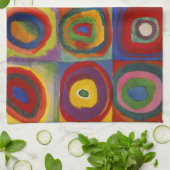 Farbstudie über Quadrat-Kreise von Kandinsky Geschirrtuch (Gefaltet)