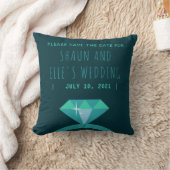 Farbtöne des Aquamarinen Diamantrings Save the Dat Kissen (Decke)